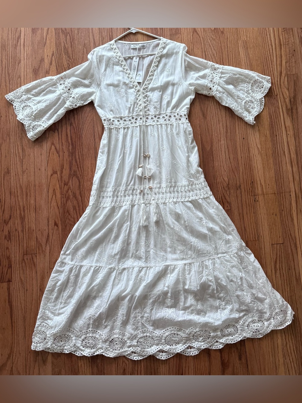 Elegant White Embroidered Boho Maxi Dress 3/4 Sleeves Size L – Brand New